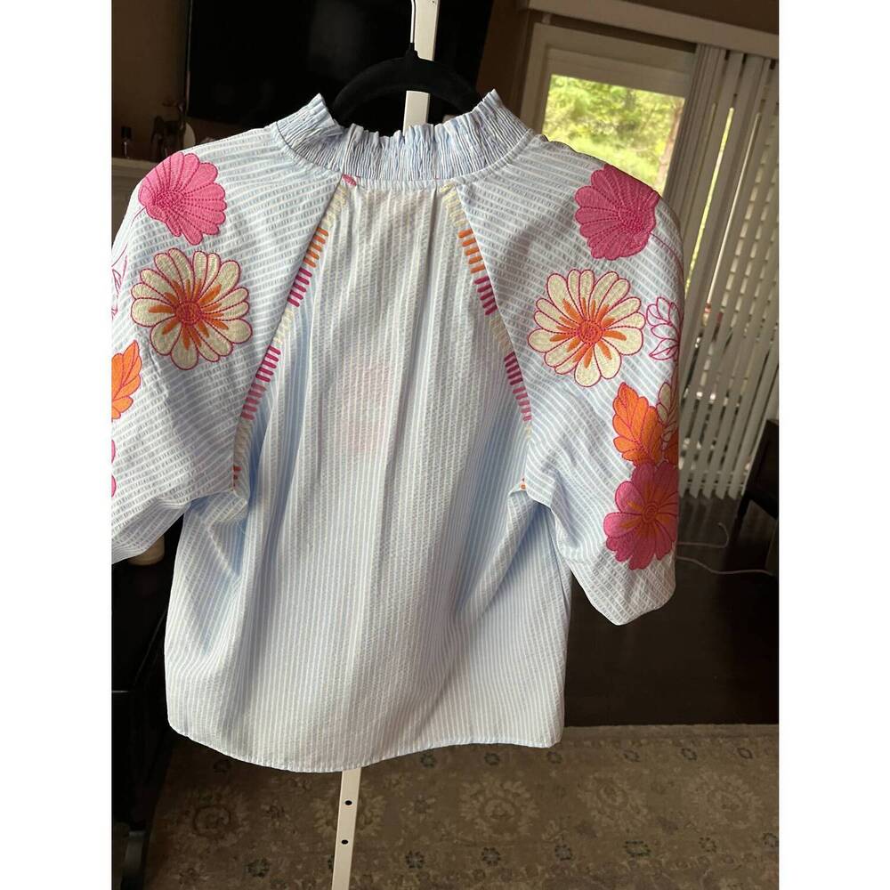 NEW THML women's striped top with embroidered puff sleeves in blue - Picture 5 of 5